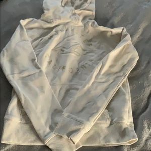 Hollister Cream Sweatshirt